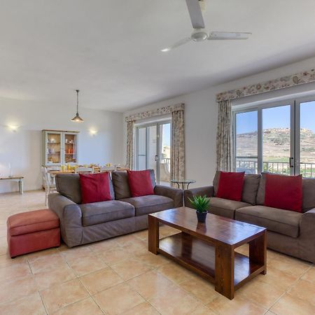 Ta Frenc Apartments Għasri Eksteriør billede