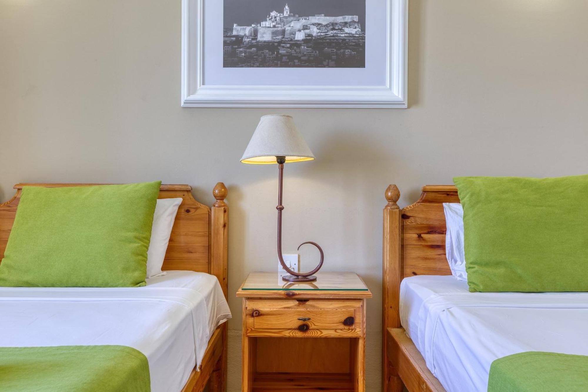 Ta Frenc Apartments Għasri Eksteriør billede