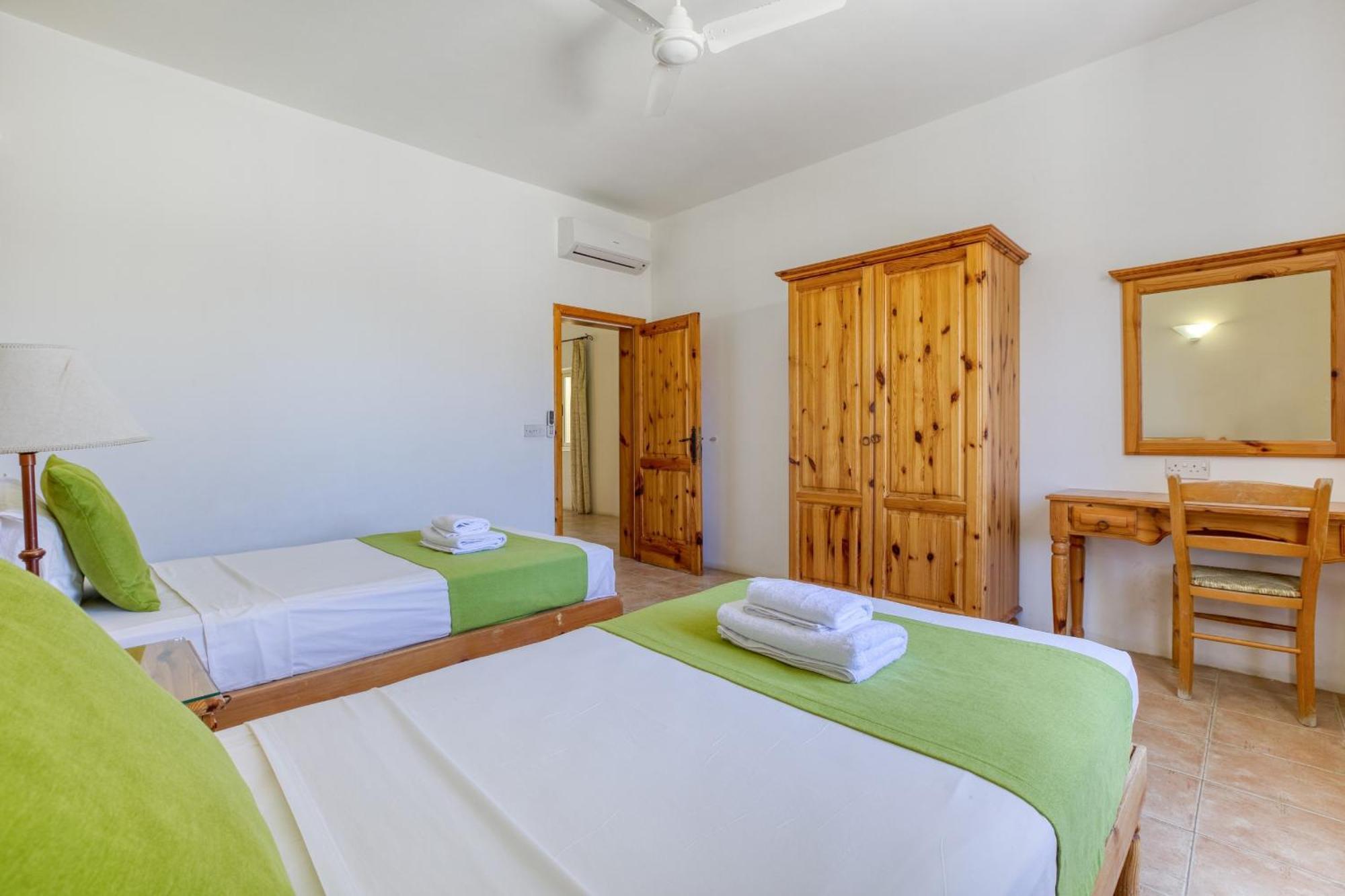 Ta Frenc Apartments Għasri Eksteriør billede