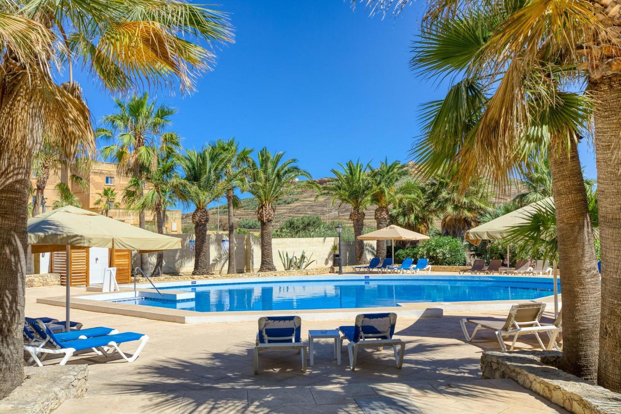 Ta Frenc Apartments Għasri Eksteriør billede